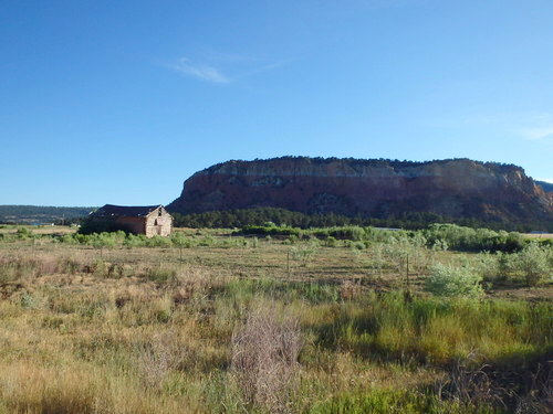 GDMBR: Looking north at an old unused homestead.